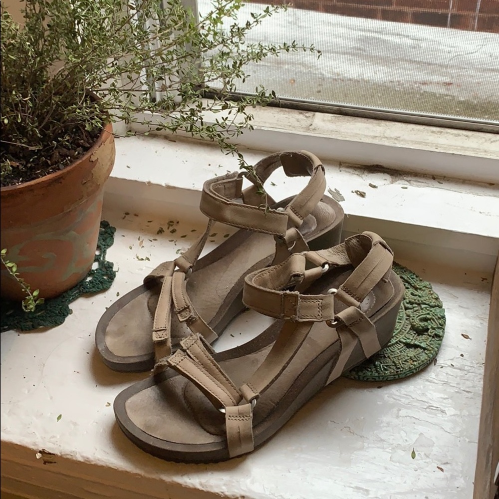 Teva  sandals
